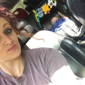 Meet your Posher, Carrie